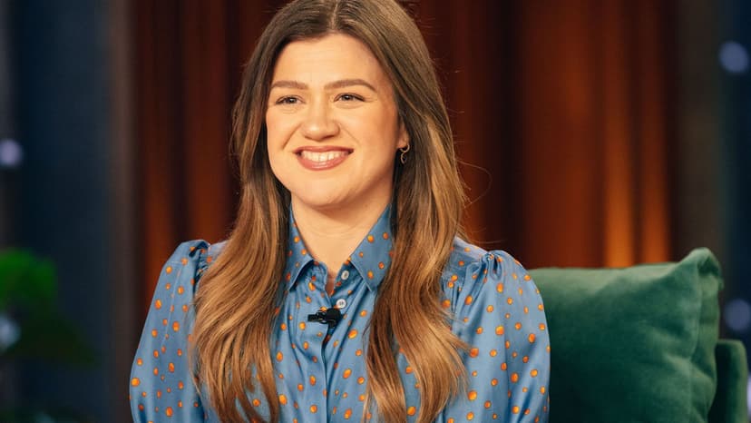 Kelly Clarkson's AI U-Turn Sparks Fan Uproar