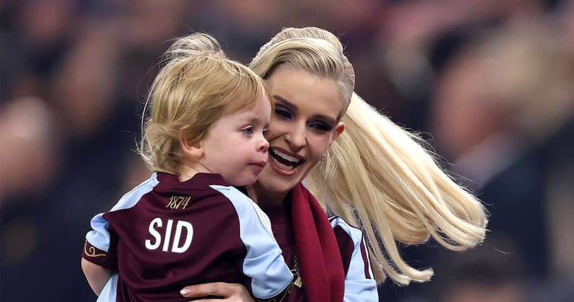 Kelly Osbourne's Son Beats Pink Eye