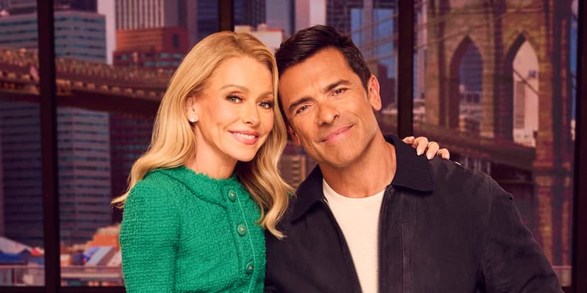 Kelly Ripa Adopts New 'Baby' Dog!