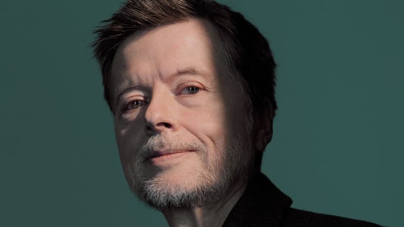 Ken Burns: 'Best Cast in Cinema' for Revolution Epic