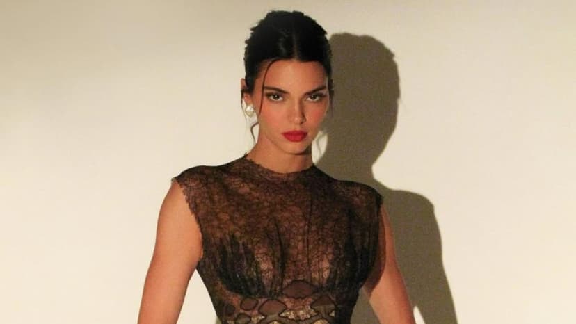 Kendall Jenner Spotted at Super Bowl Amid Bad Bunny Halftime Show