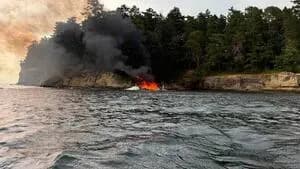10 Feared Lost as Plane Crashes in San Juan Islands