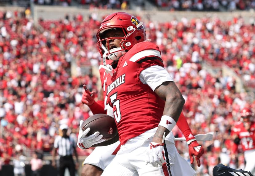 Wildcats vs Cardinals: Bowl Hopes on the Line