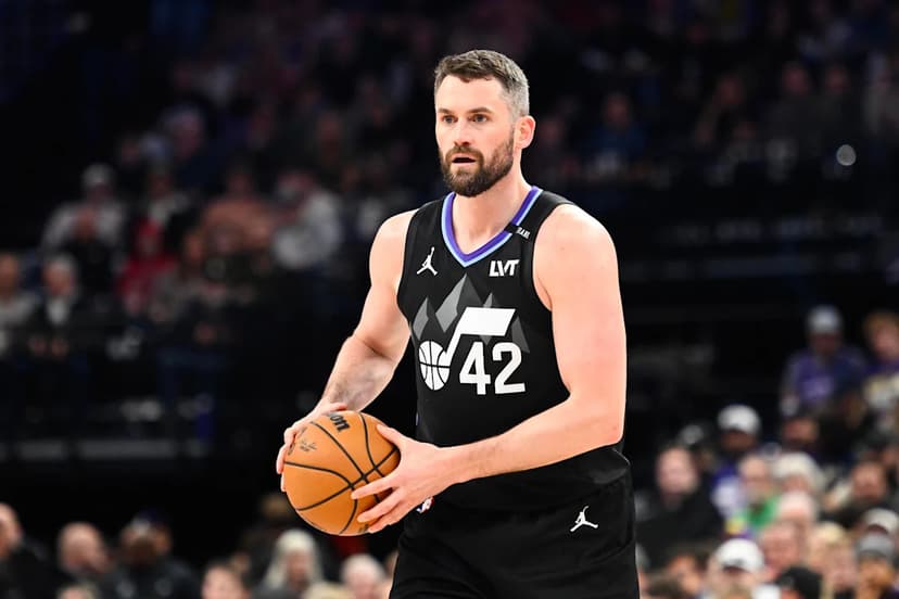 Jazz Weighing Kevin Love Decision Amid Roster Crunch
