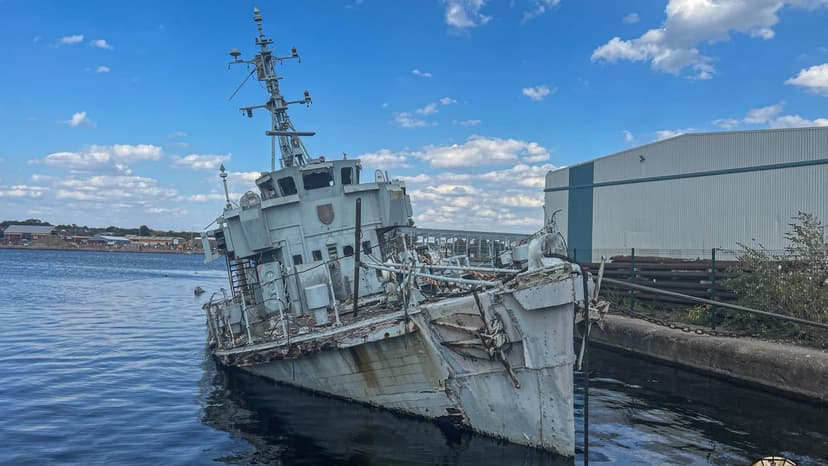 King's Warship Sinks: Race to Save Royal Heritage