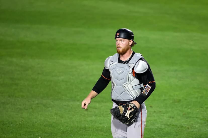 Knights rally late to down Tides 5-1