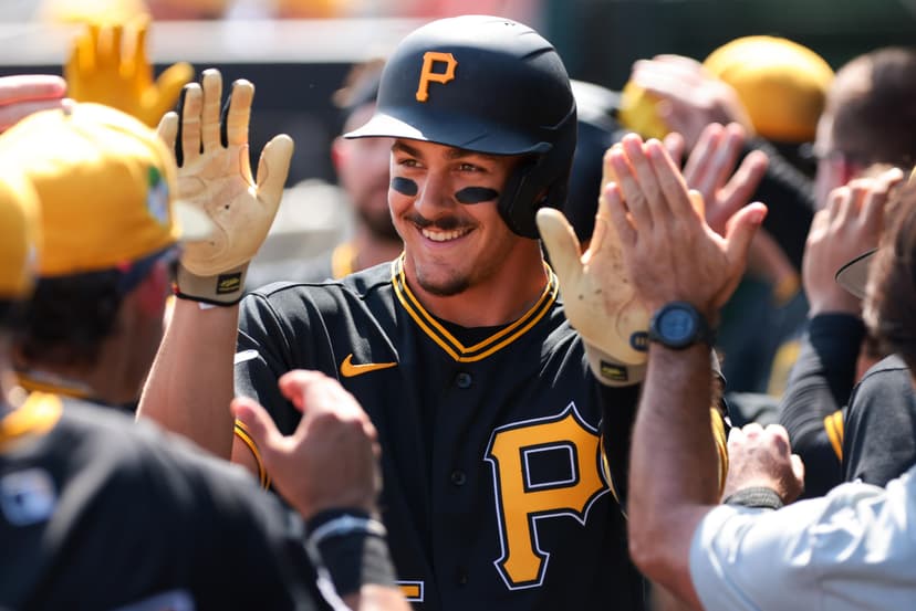 Pirates' Top Prospect Griffin Debuts at Shortstop