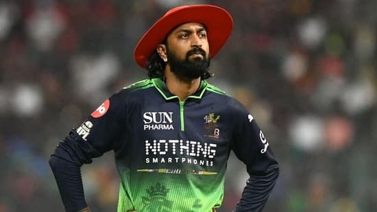 Dinesh Karthik Hails Krunal Pandya's Bowling Evolution