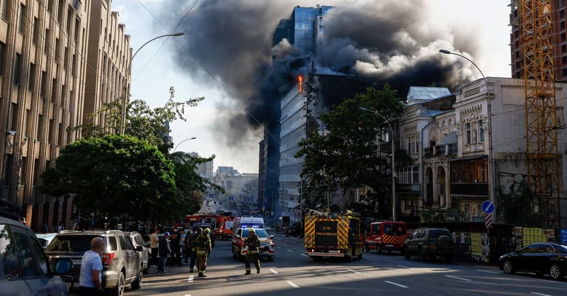 Explosions Rock Ukrainian Capital Amid Attacks