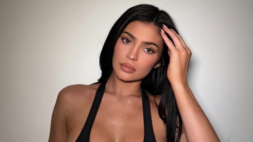 Kylie Jenner's Pregnancy Weight: 30kg Gain Normal?