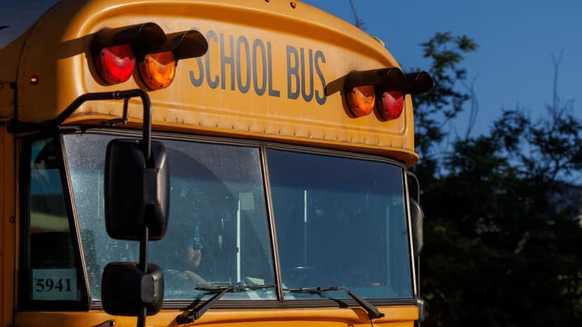 LA Schools Limit Student Screen Time