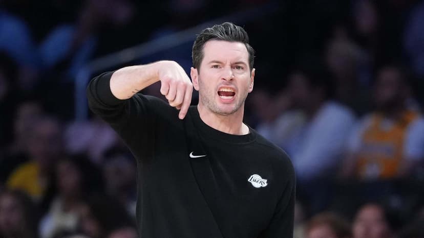 Redick's Patience Snaps: Ayton Can't Catch the Ball