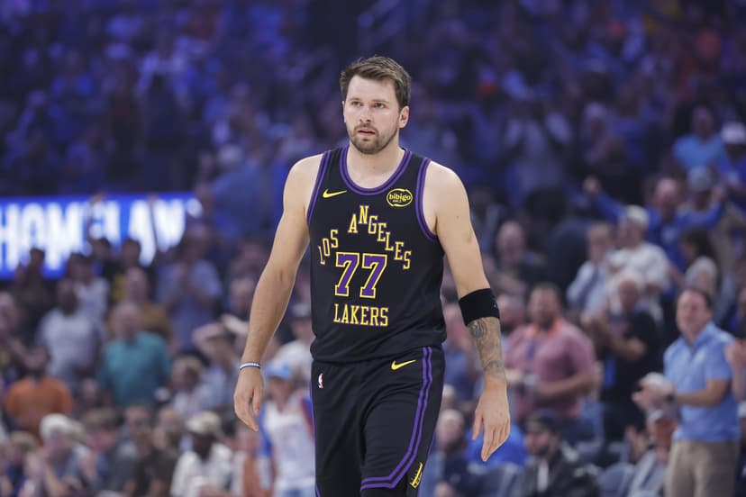 Doncic's Hamstring Strain: Lakers' Playoff Hopes Dim