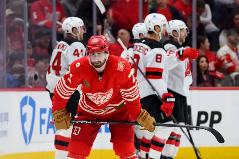 Analyst: Keep Larkin as Red Wings Captain Despite Trade Request