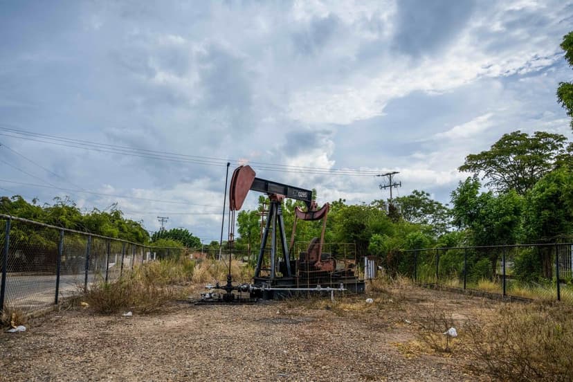 Latin America Oil Output Surges: Brazil, Argentina Lead