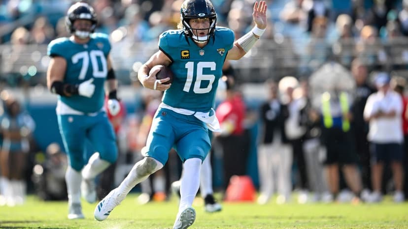 Lawrence's 6 TDs Crush Jets in Blowout