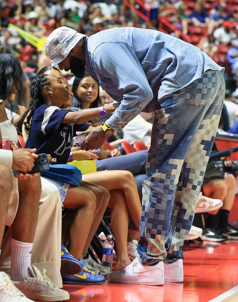 LeBron's daughter to pick his next team?