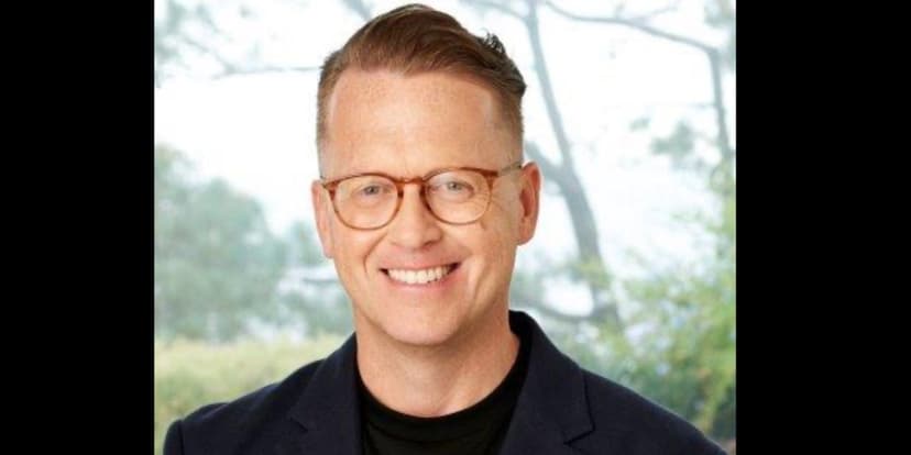 Lionsgate Loses TV Acquisitions Chief Noel Hedges