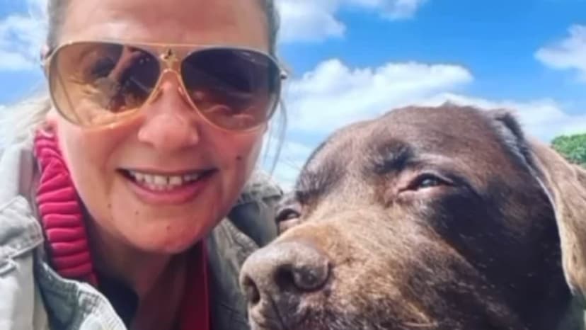 Lisa Armstrong Mourns Beloved Dog Hurley