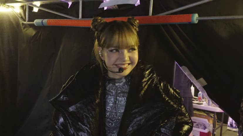 Lisa: K-Pop Star's Year of Solo Adventures