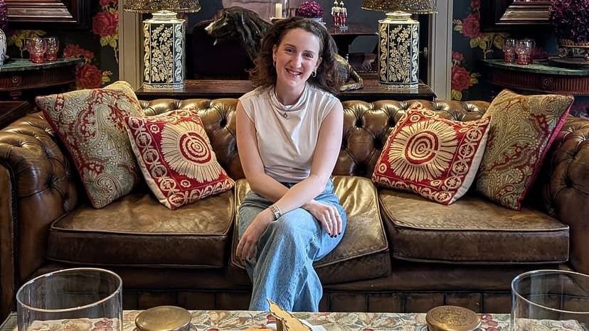 Luxury Cinema Suite Offers Hollywood Glamour in London