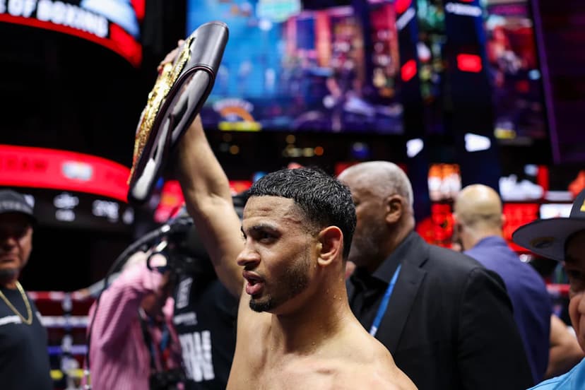 Lopez vs. Romero: Title on the line!