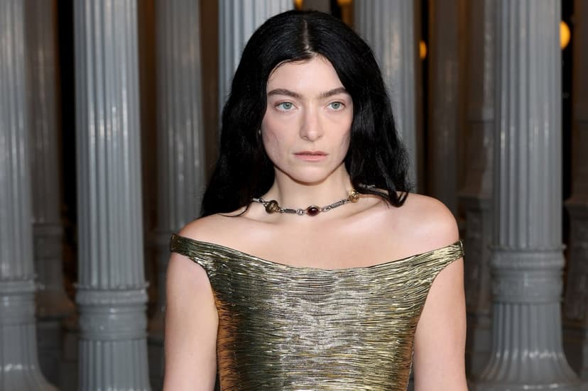 Lorde Crowns Bieber's "Daisies" Song of Summer 2025