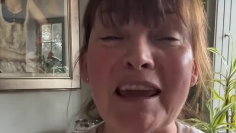 Lorraine Kelly Out for 7 Weeks!