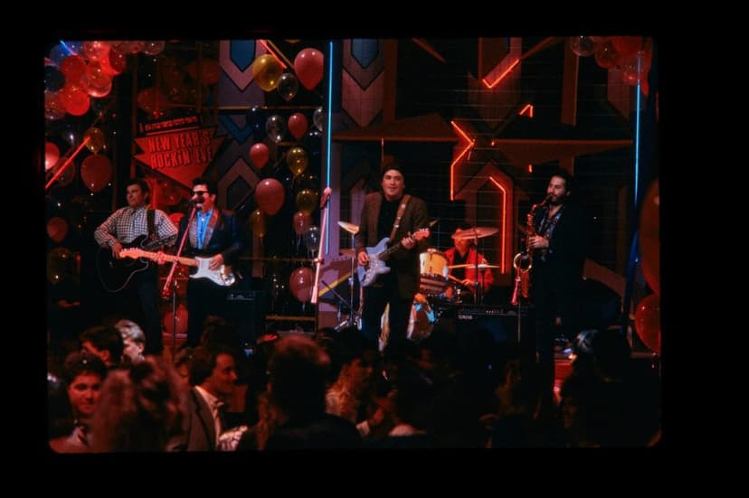 Los Lobos Sues Sony Over Million-Dollar Royalty Shortfall