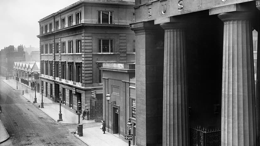 Lost London: Unseen Photos of a Vanished City