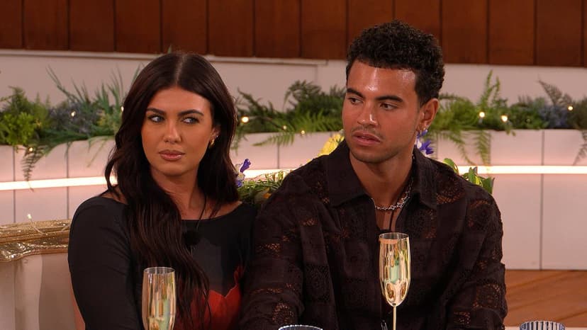Fans Doubt Love Island All Stars Couple's Romance