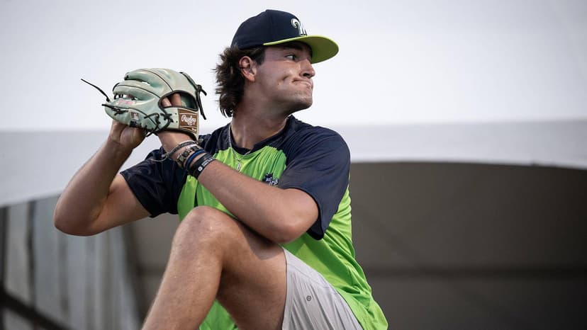 LSU Pitcher Mavrick Rizy Enters Transfer Portal
