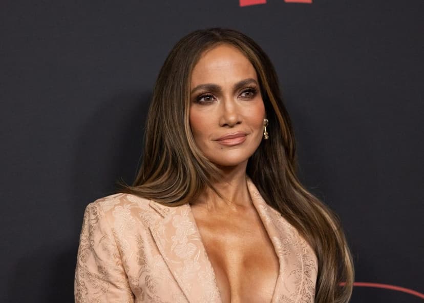 Luann embarrassed by 'Hood vs. Block' J.Lo lyric gaffe