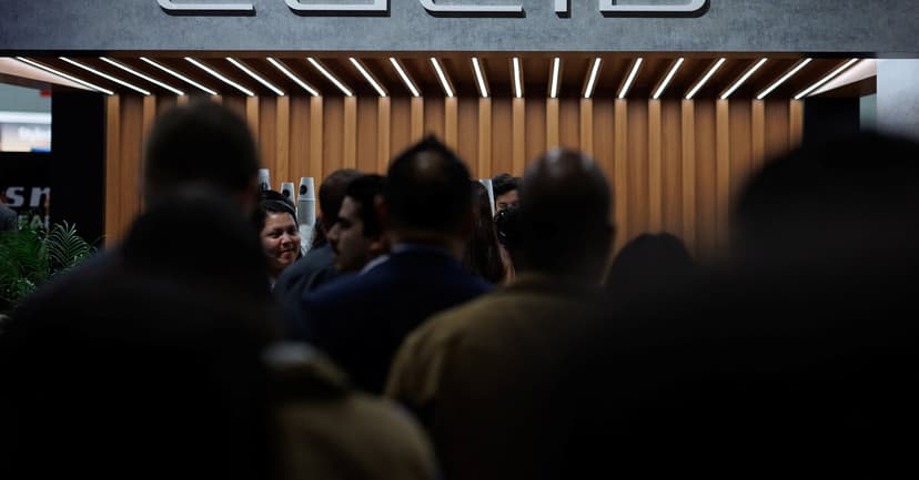 Lucid Slashes 12% of U.S. Staff to Boost Growth