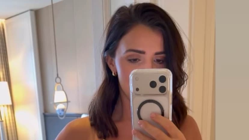 Lucy Mecklenburgh: Endometriosis Scars Revealed