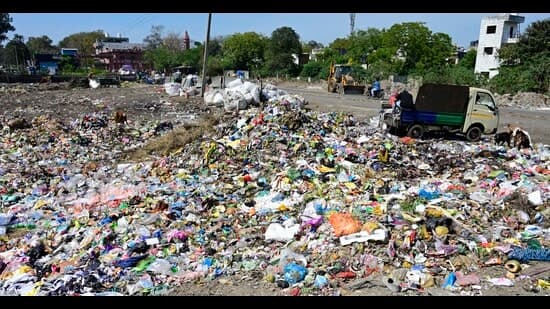 Ludhiana's Industrial Road Becomes Stinking Dump