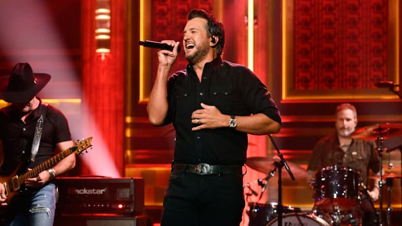 Country Star Reveals Top Singer & Idol Return