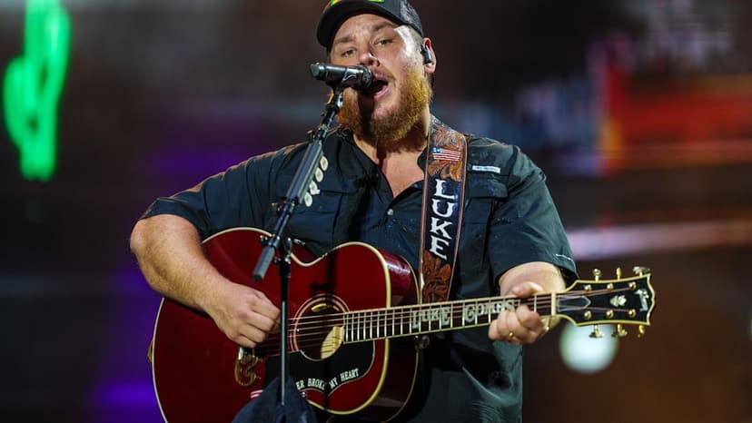 Combs Picks CMA Entertainer of the Year Nominee