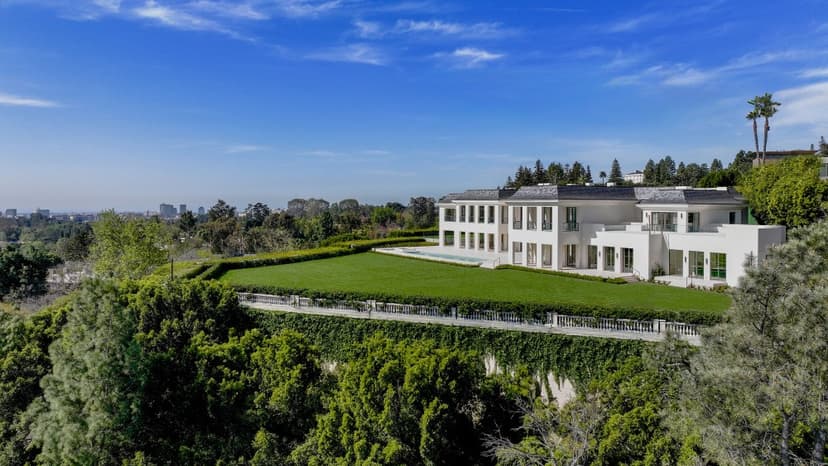 Luxury Homes: Privacy & Wellness Drive Market