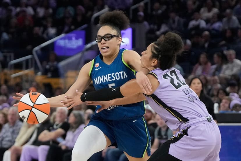 Lynx Triumph Despite Miles' Ankle Injury