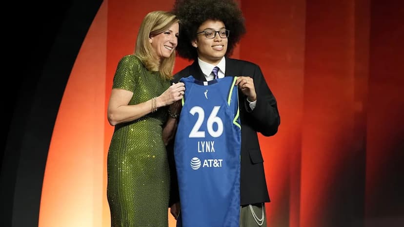 Minnesota Lynx Duo Earns WNBA All-Star Starting Spots