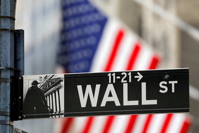 Merger Boom Hits Wall: Q3 Slowdown Sparks Dealmaking Fears