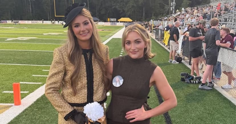 Maddie Spears Tries On Prom Dresses: Mom Jamie Lynn Can't Cope