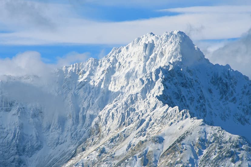 Magnitude 7.0 Earthquake Rocks Alaska-Yukon Border