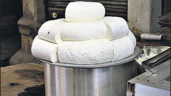 Paneer vs. Cheese Analog: Maharashtra FDA Cracks Down
