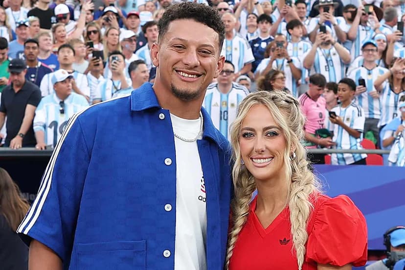 Mahomes Couple Dazzles at World Cup Final