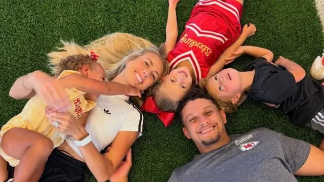 Mahomes' Kids' Sweet Return Message to Dad