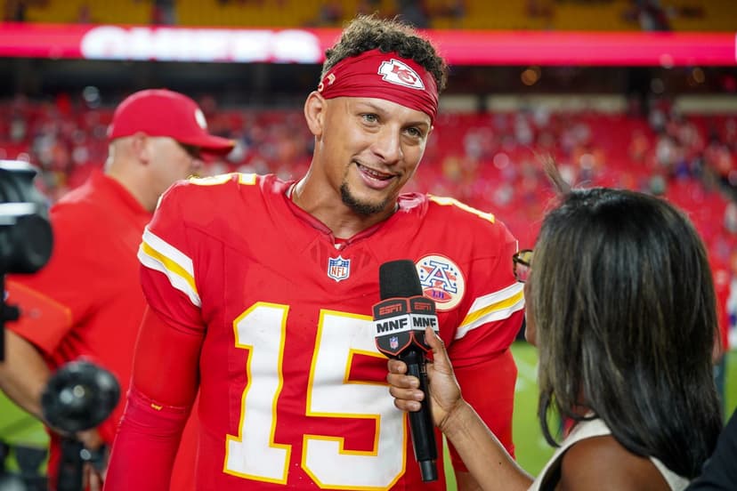 Mahomes' Bold Suit Sparks Fan Frenzy Before Raiders Clash