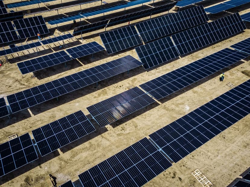 Malaysia's Solar Rush: Faster Projects Amidst Fossil Fuel Price Surge