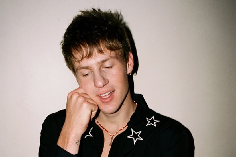 Todd's 'Earrings' Tops Gabb Music Chart